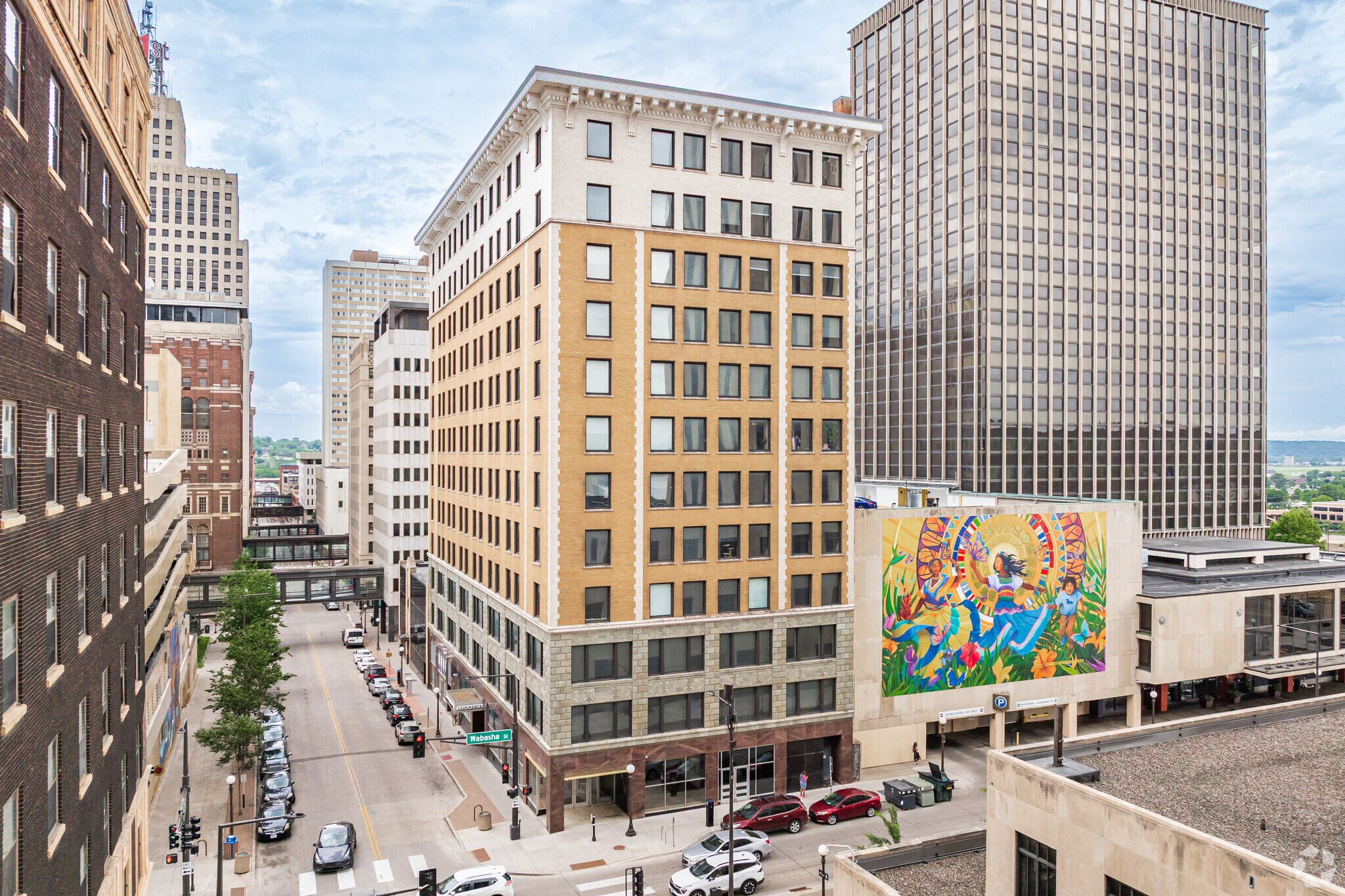 10 4th St E, Saint Paul, MN for Rent