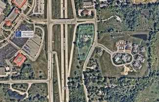 Pewaukee, WI Commercial - N27W25284 Bluemound Rd
