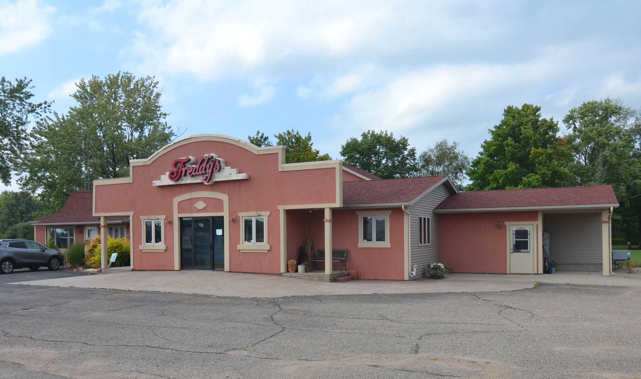 408 State Rd, Hatley, WI for Sale