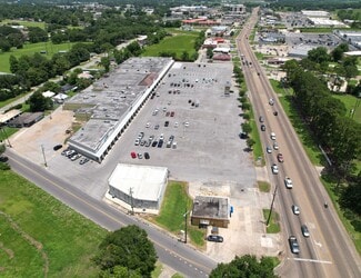 New Iberia, LA Office/Retail, Retail - 627 E Admiral Doyle Dr