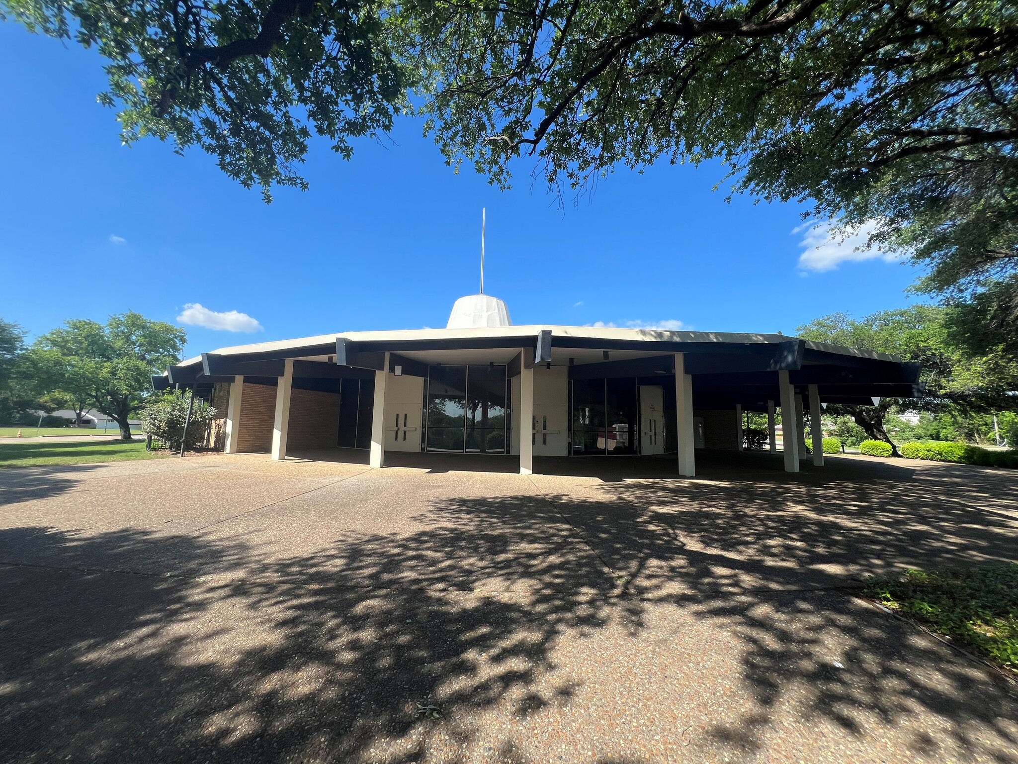 9121 Ferguson Rd, Dallas, TX for Sale