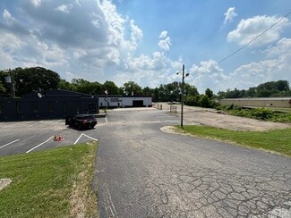 Cincinnati, OH Flex - 5236 Kennedy Ave