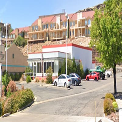 1088 S Bluff St, Saint George, UT for Sale
