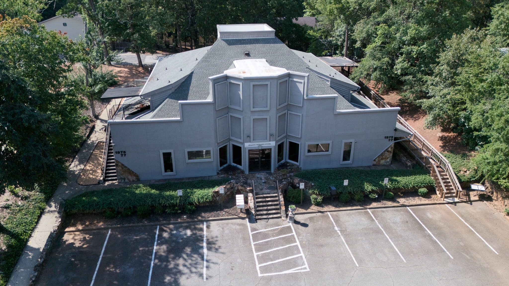 1977 N Park Pl SE, Atlanta, GA for Rent