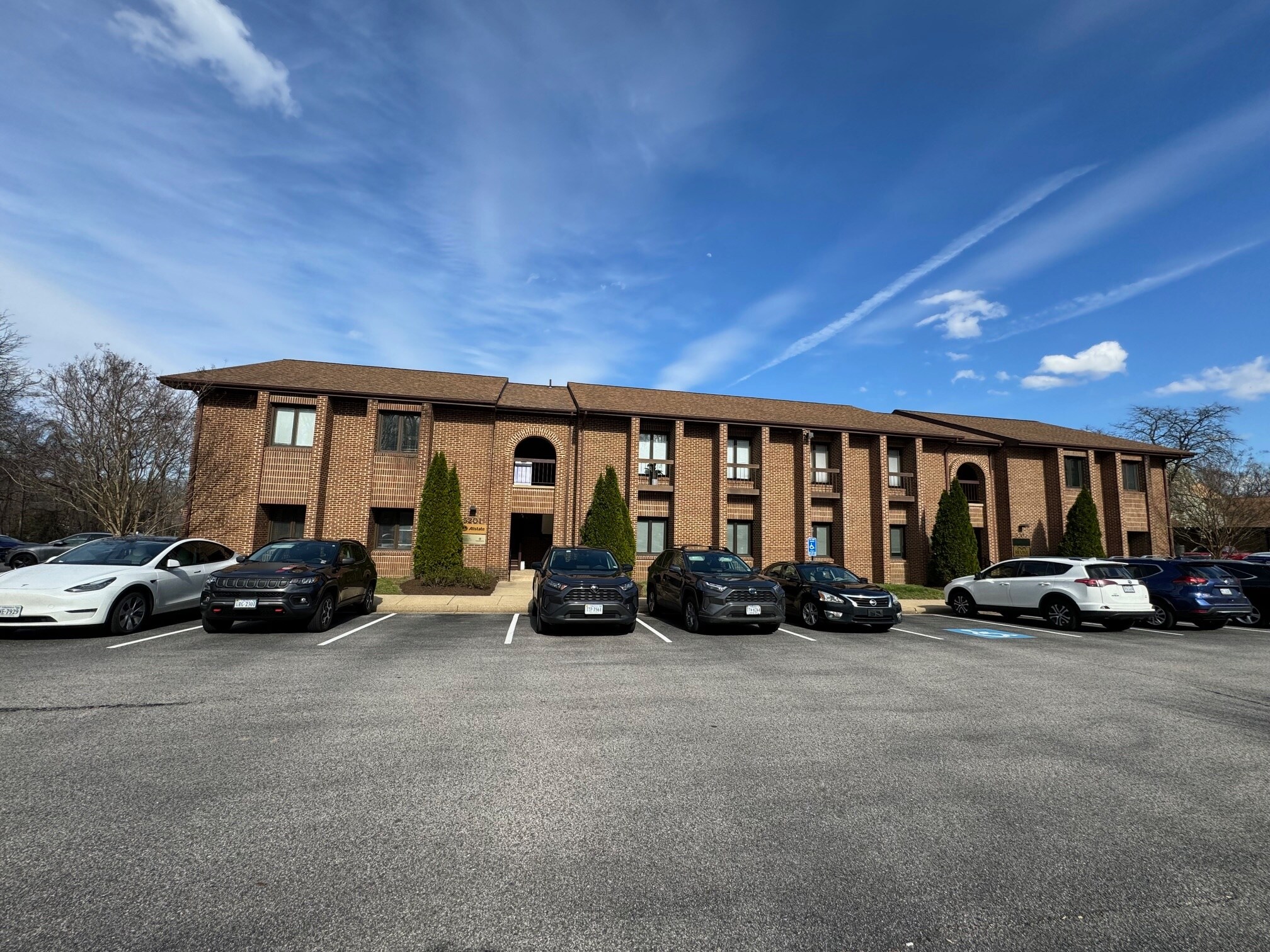 5205-A Lyngate Court @ Braddock and Rolling Road, Burke, VA for Sale
