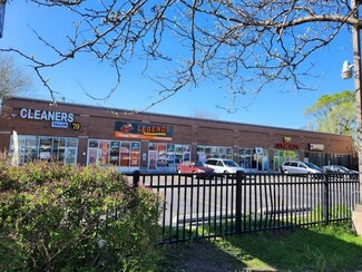 Chicago, IL Convenience Store - 301-315 W 79th St