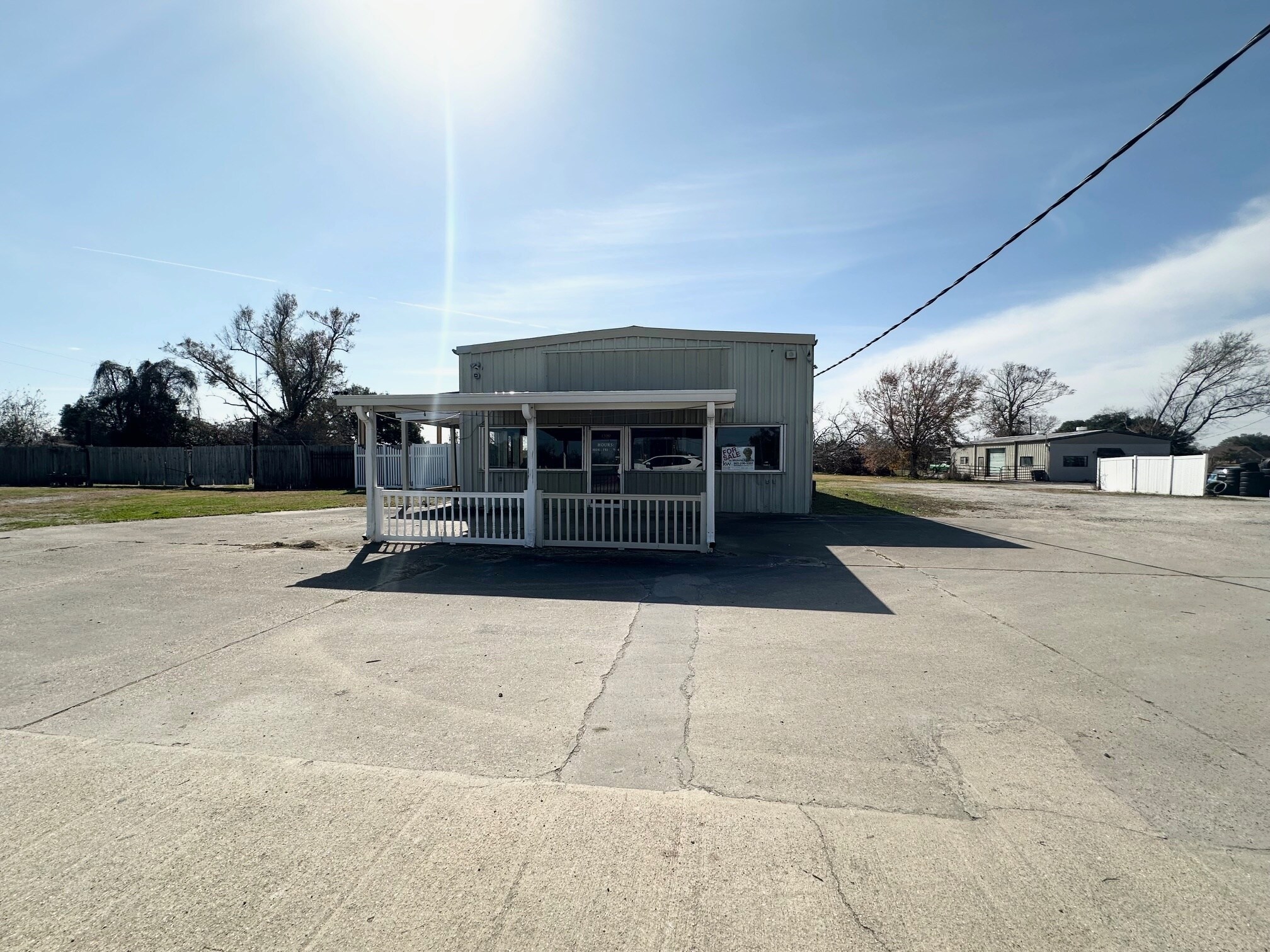 1500 Grand Caillou Rd, Houma, LA for Sale
