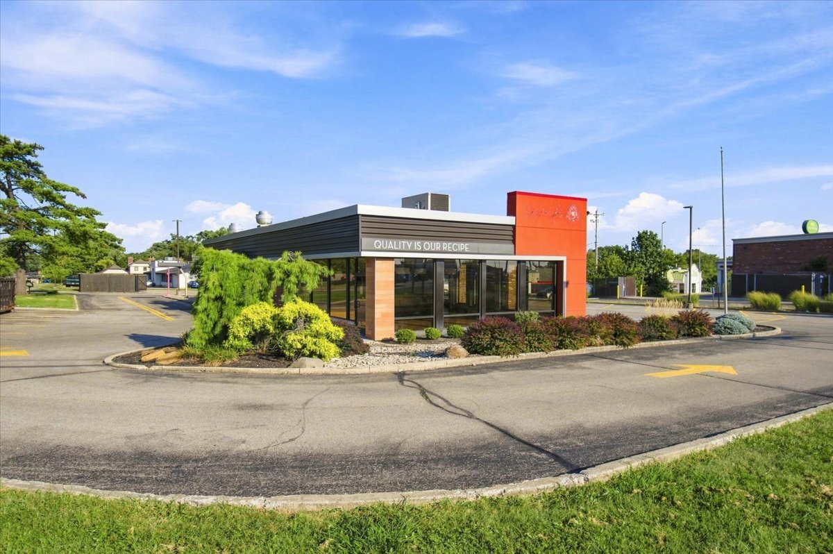 11960 Lebanon Rd, Cincinnati, OH for Sale