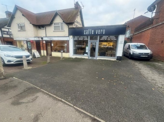 7 Station Rd, Knebworth, HRT for Rent