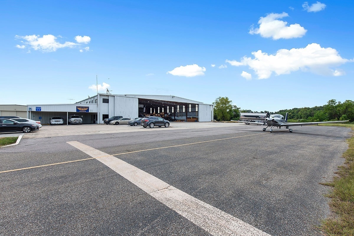 8319 Thora Ln, Spring, TX for Sale