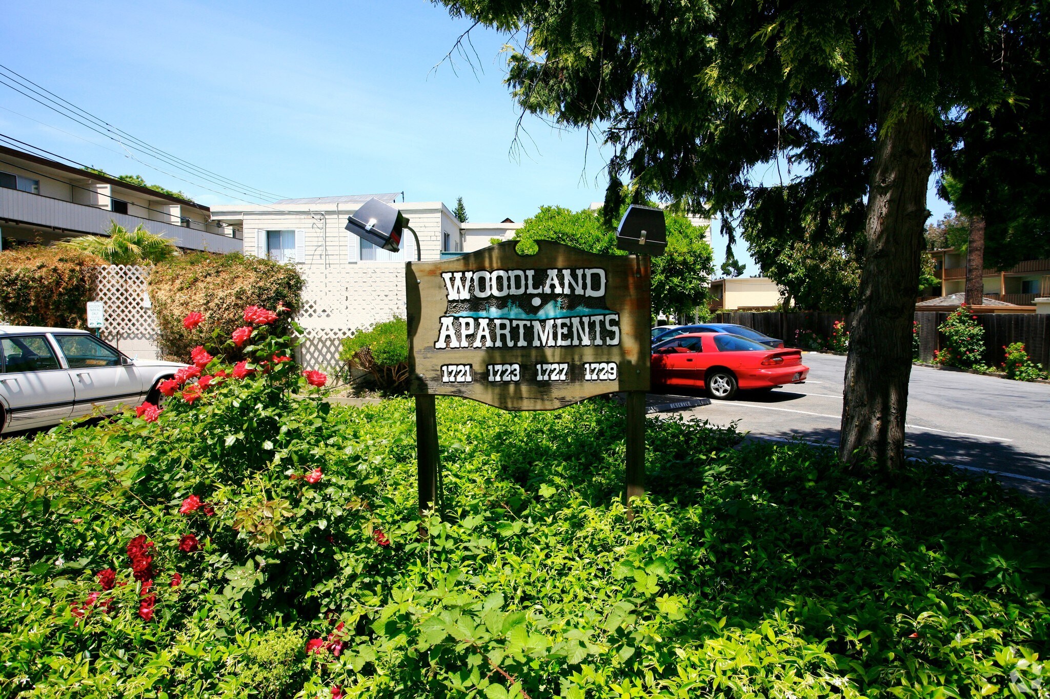 1721 Woodland Ave, East Palo Alto, CA for Sale