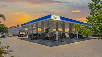 Fort Myers, FL undefined - 2977A Cleveland Ave