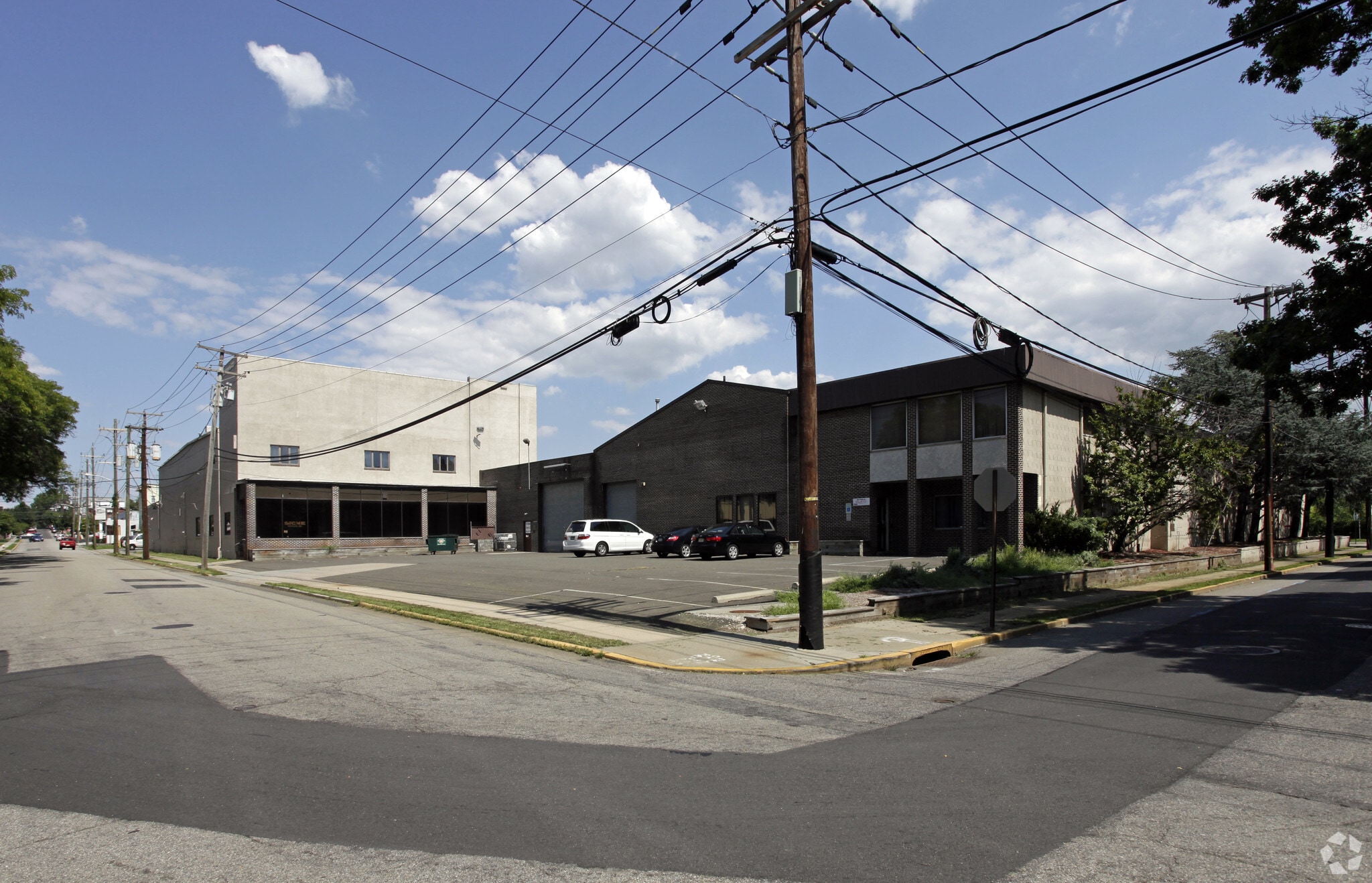 60-80 Willow St, East Rutherford, NJ for Rent