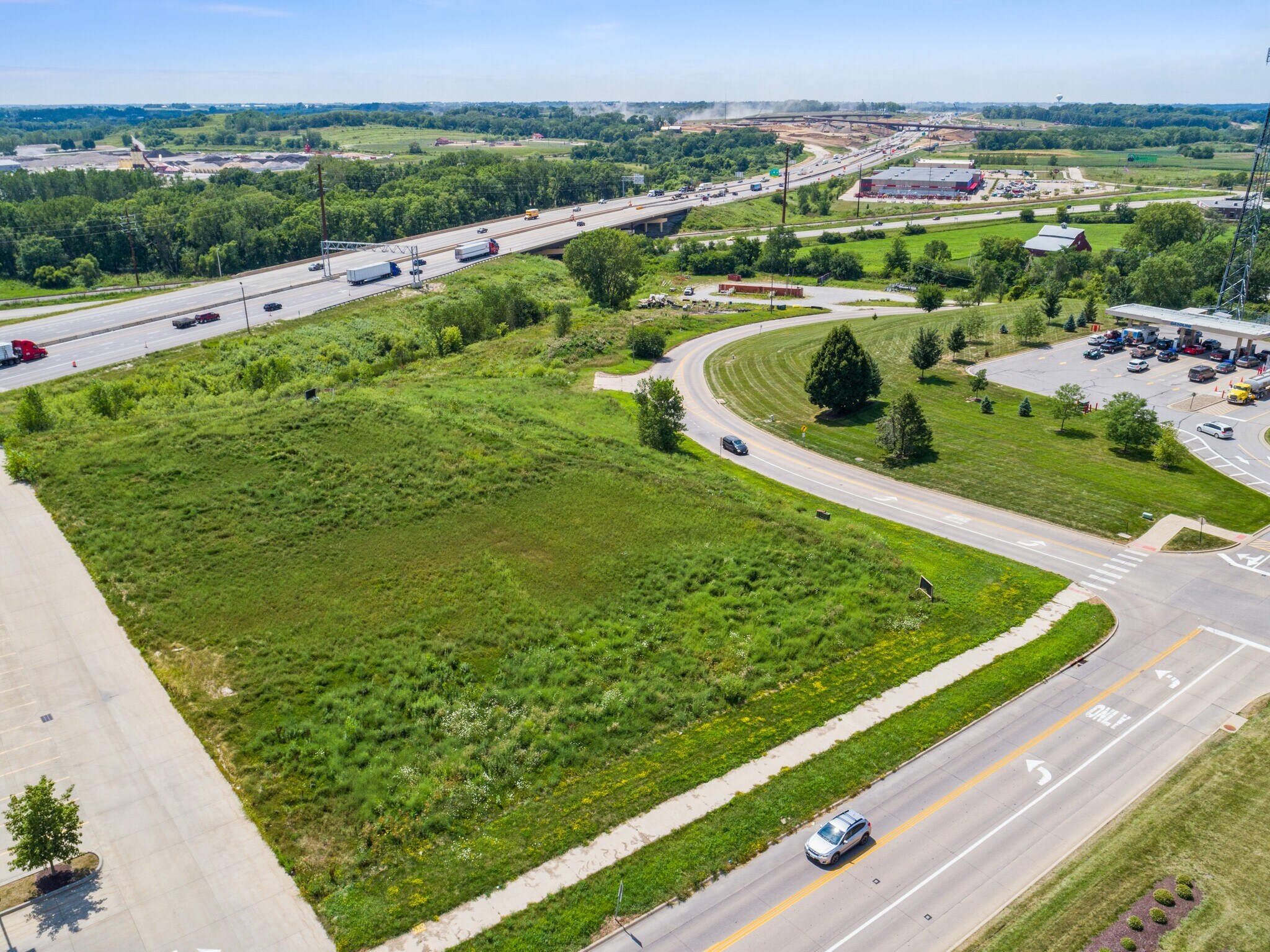 2830 Commerce Dr, Coralville, IA for Sale
