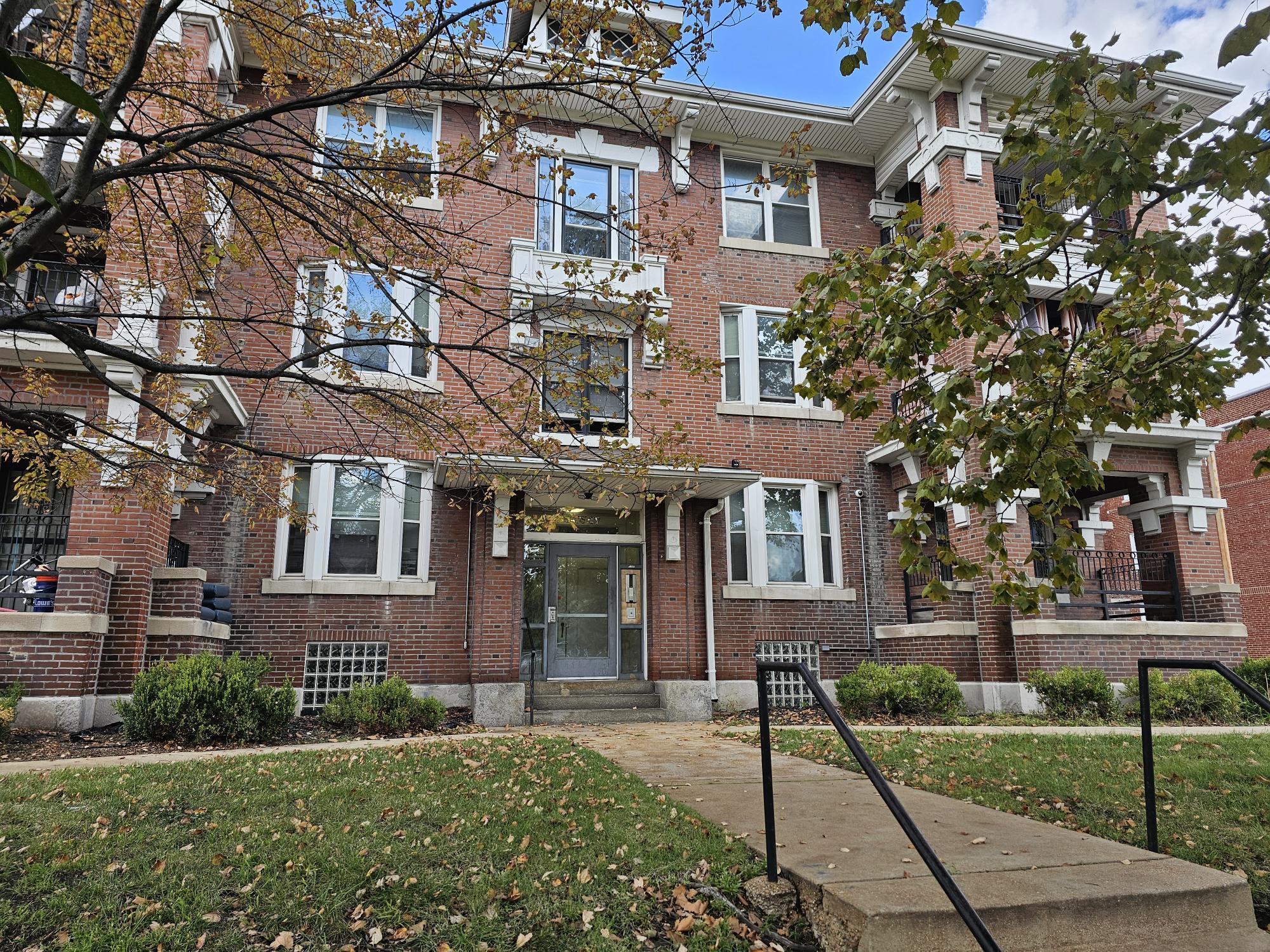 5335 Delmar Blvd, Saint Louis, MO for Sale