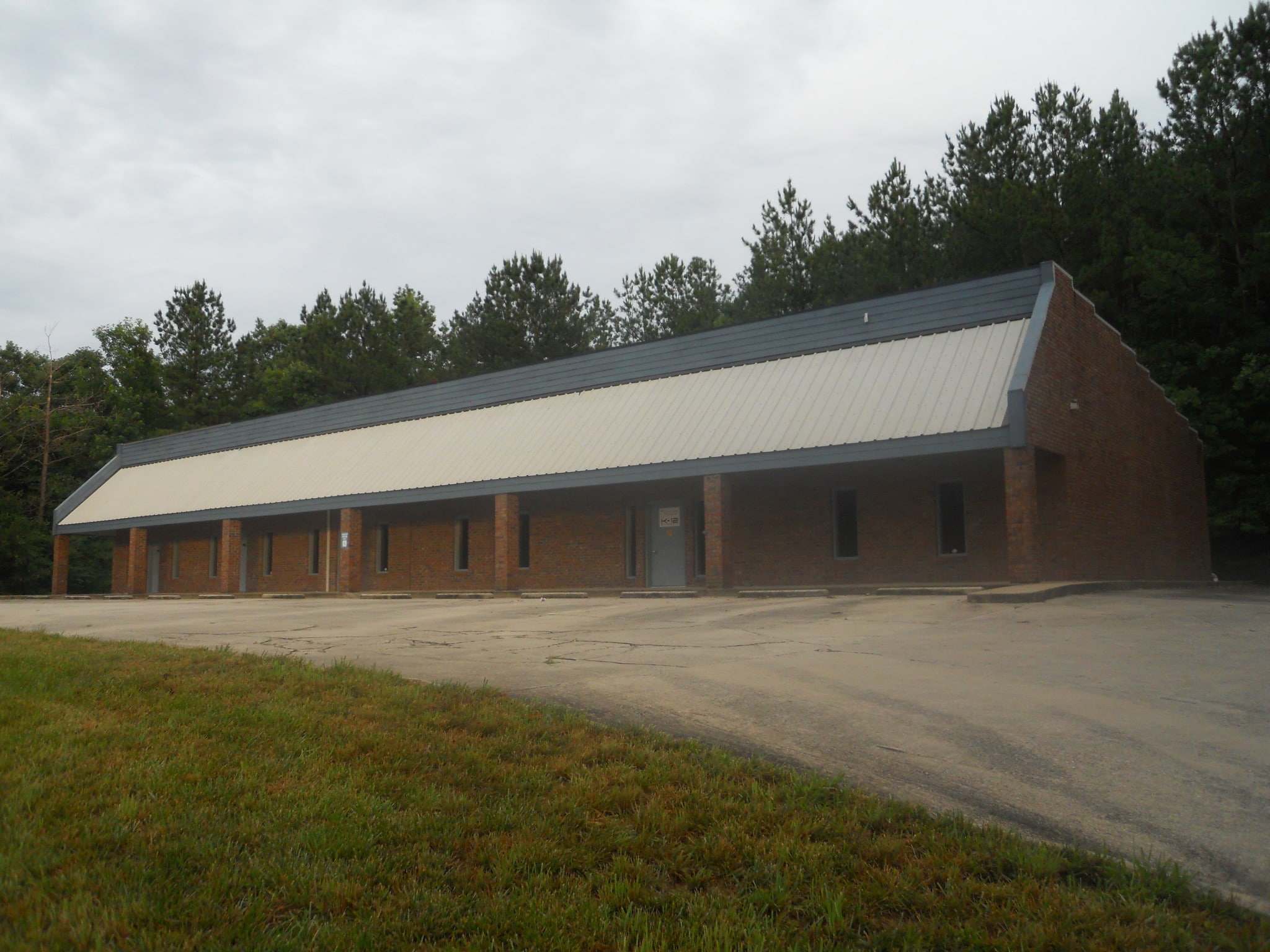 232-236 Industrial Park Dr, Commerce, GA for Rent