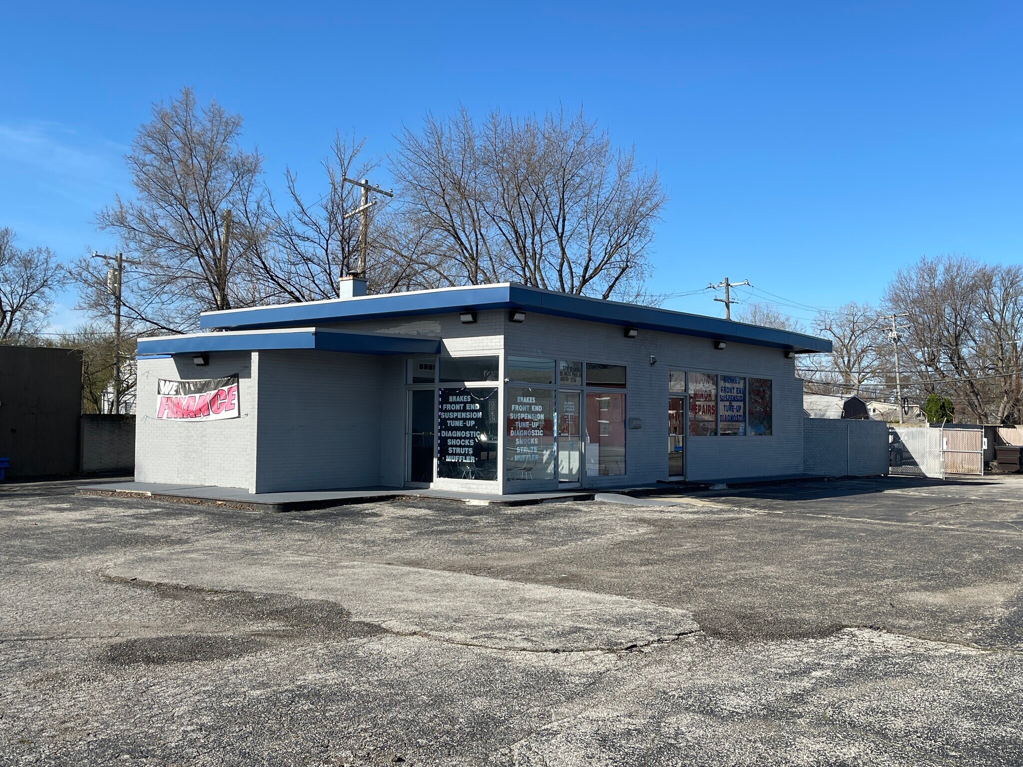 37 W 10 Mile Rd, Hazel Park, MI for Sale