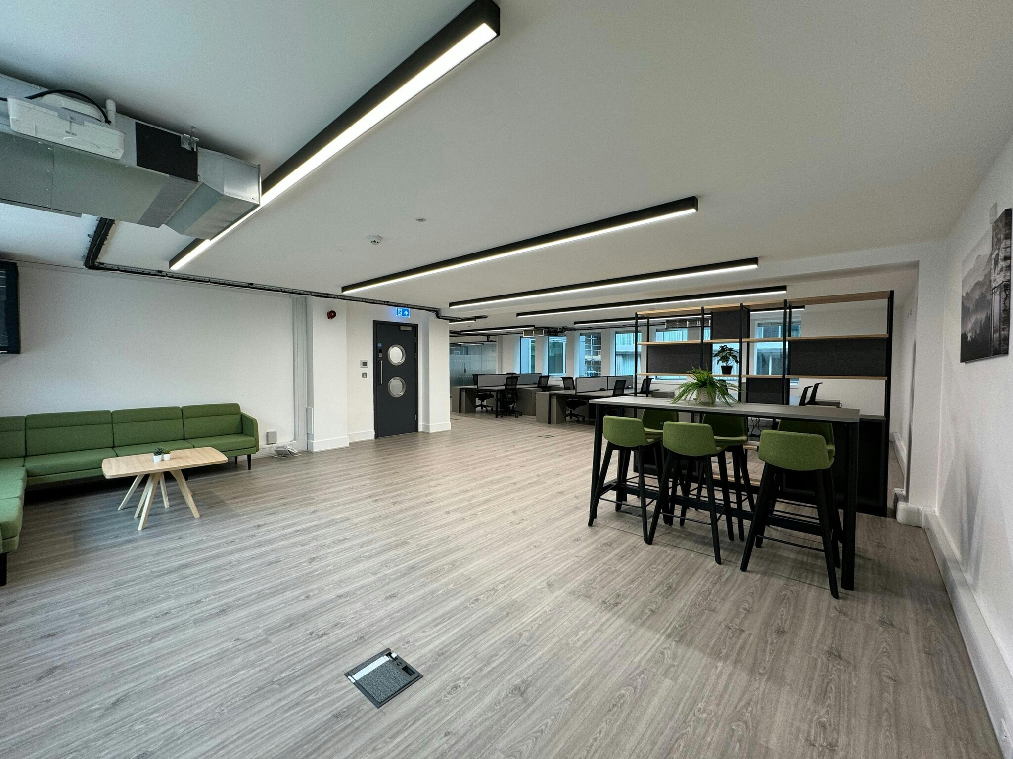 16 St Clare St, London, LND for Rent