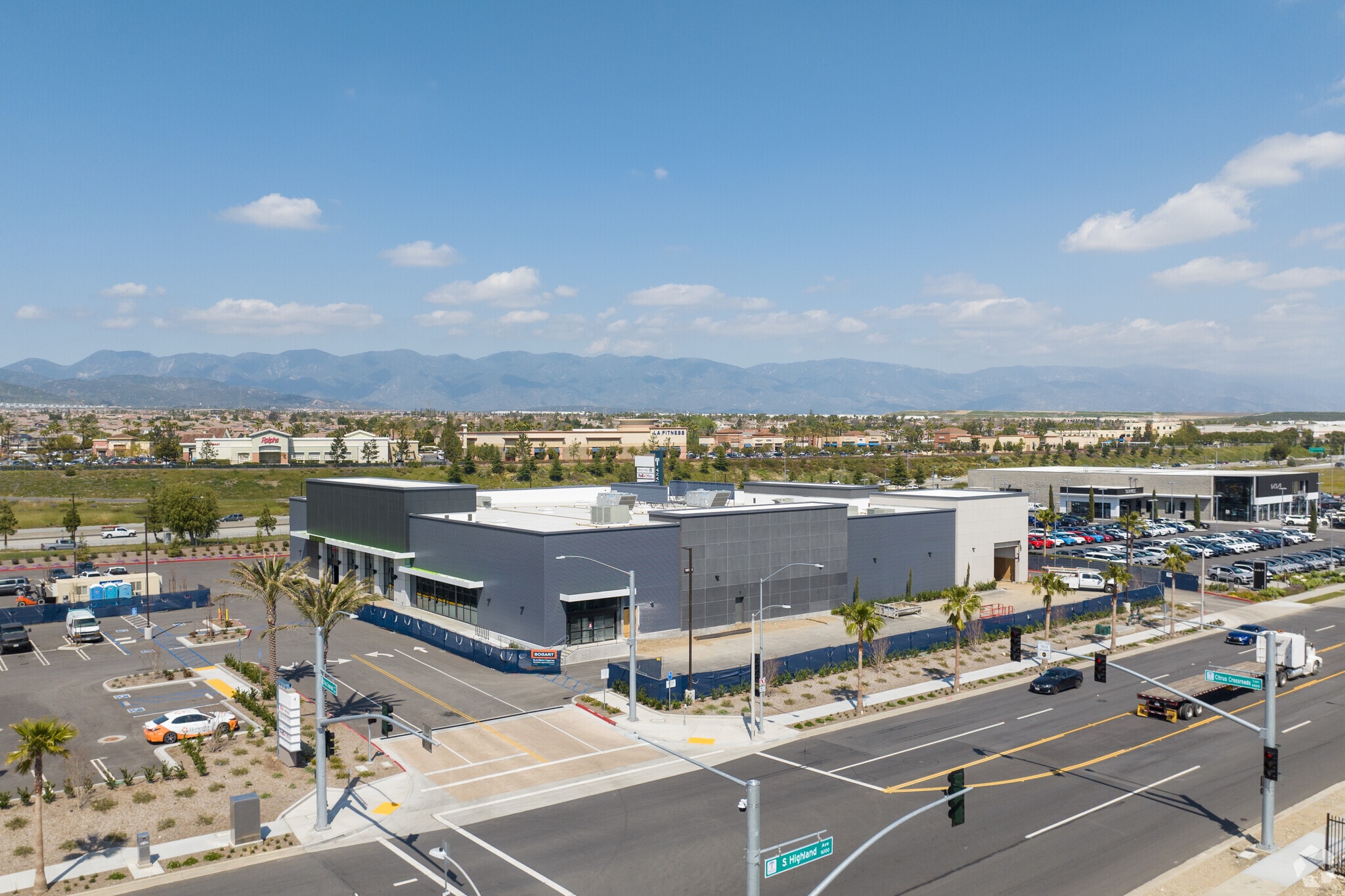 16188 S Highland Ave, Fontana, CA for Rent