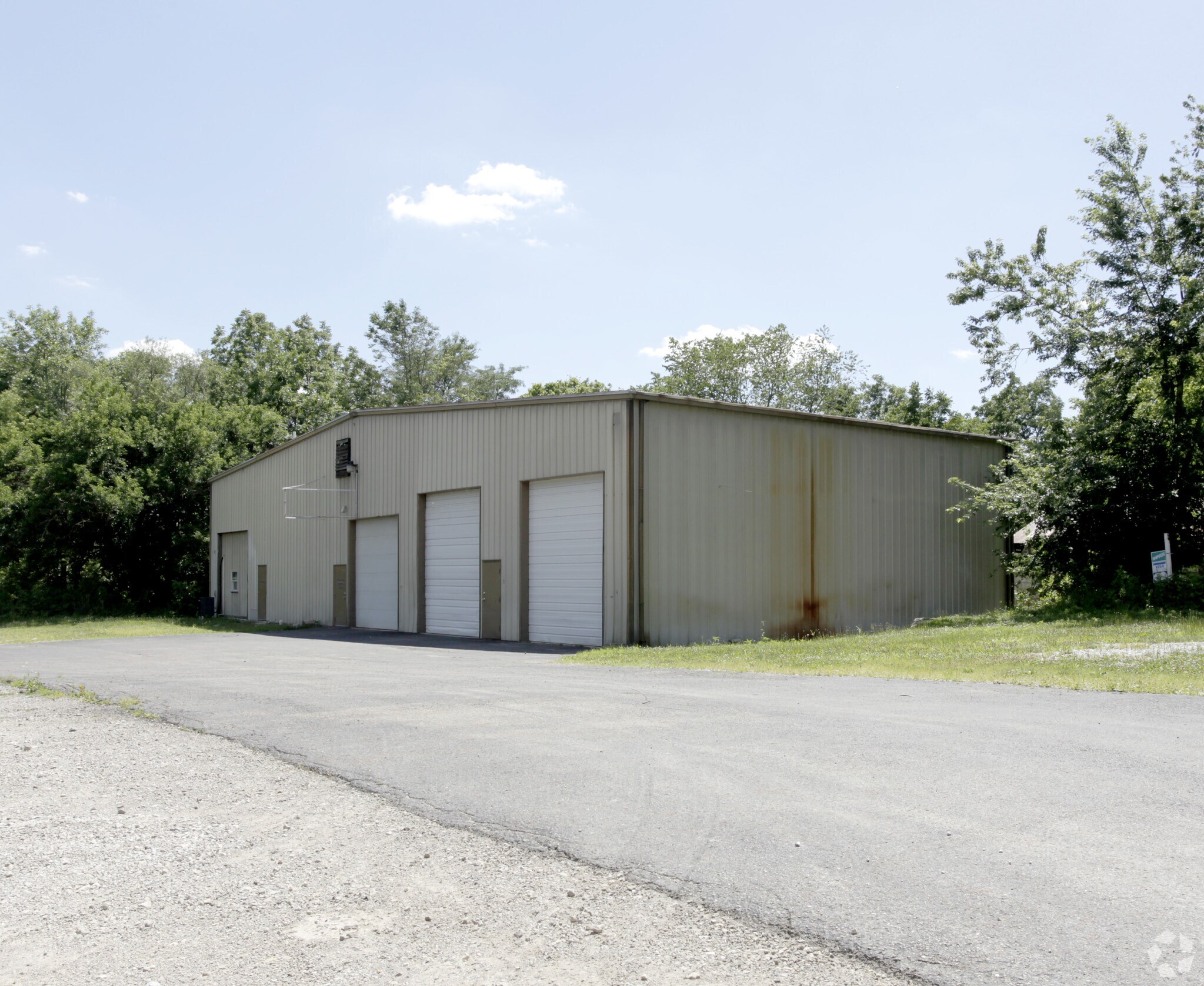 205 Main St W, Kirkersville, OH for Rent