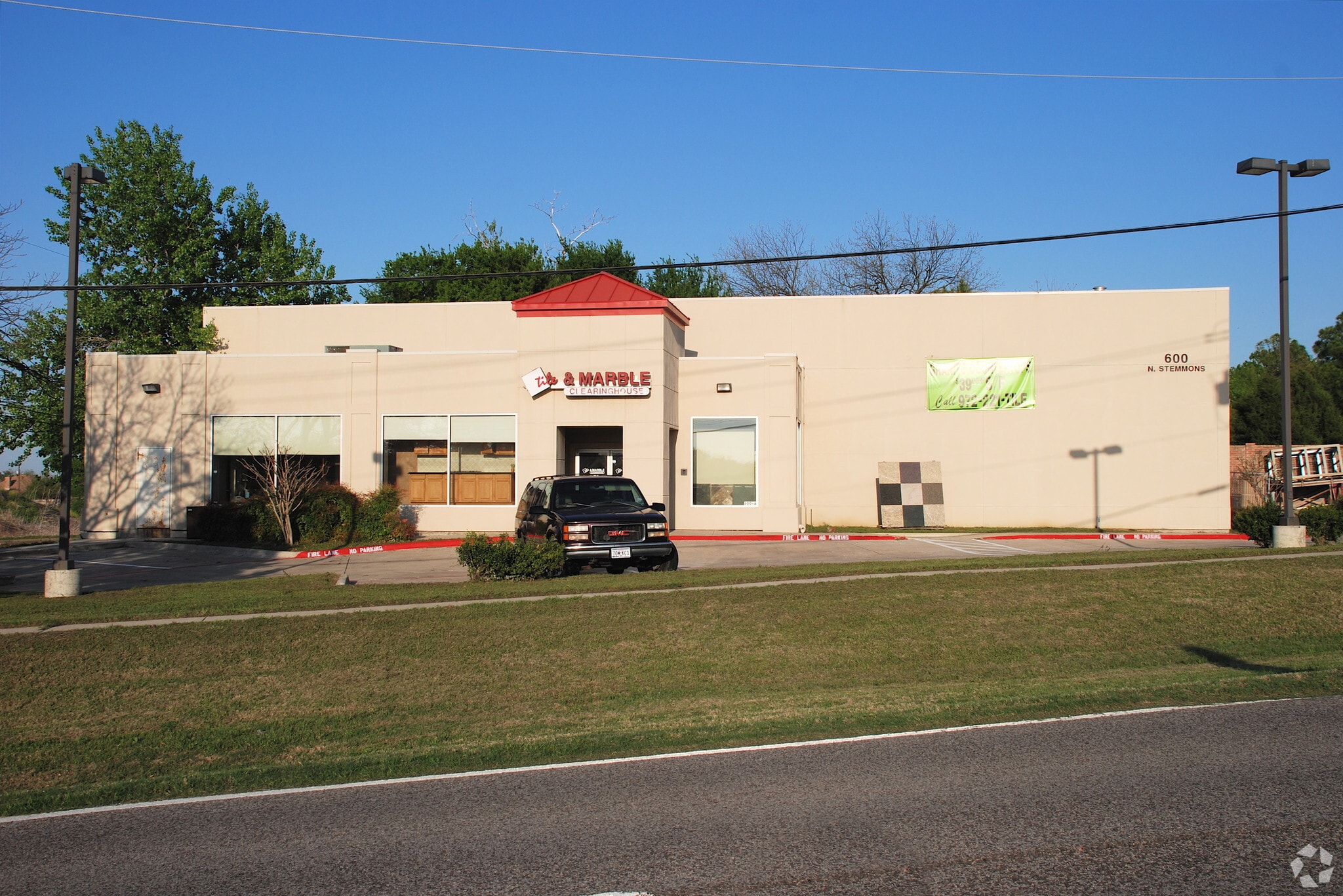 600 N Stemmons Fwy, Lewisville, TX for Rent