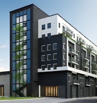 Kitchener, ON Commercial - 142 Fergus Av