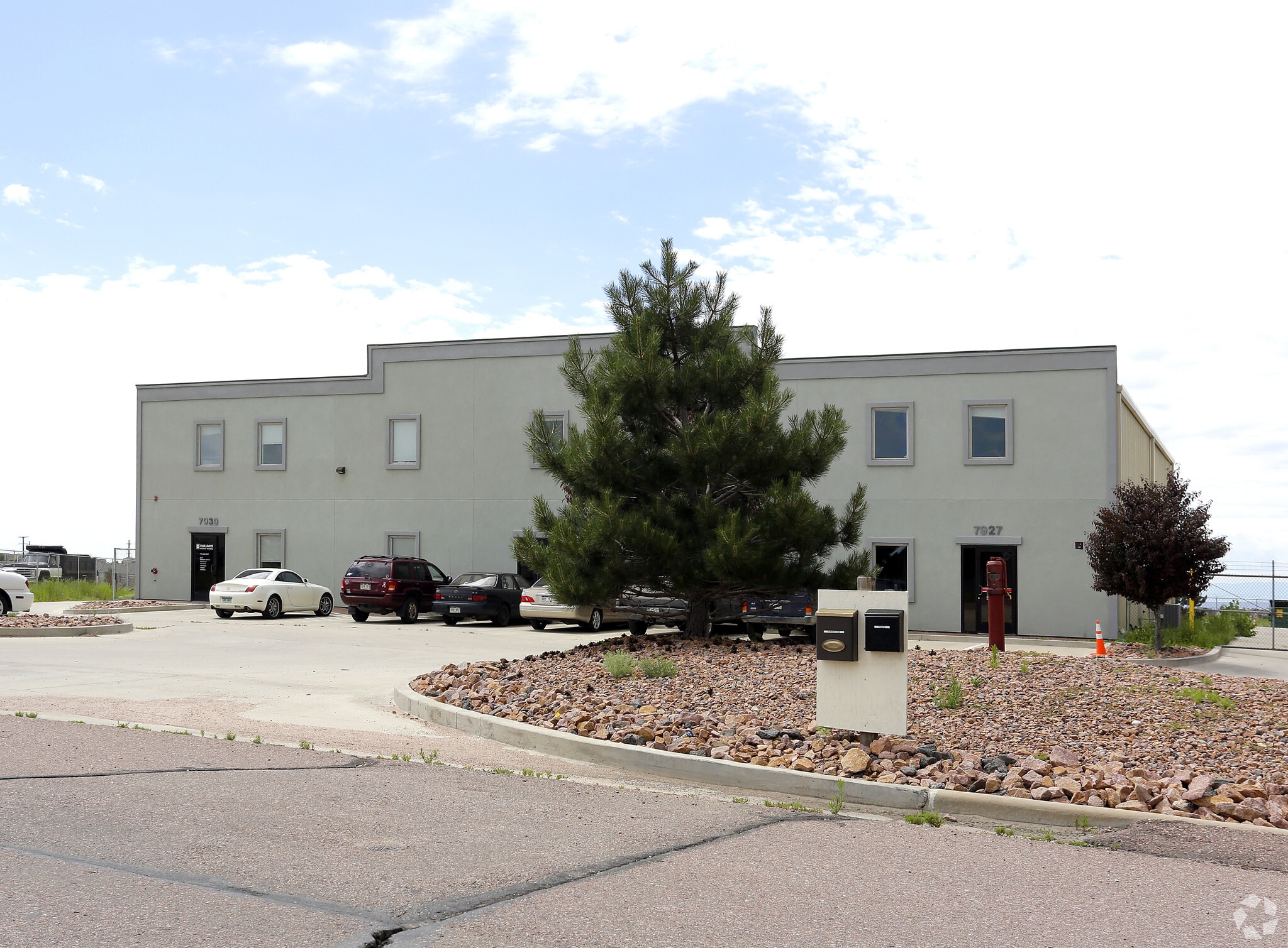 7927-7939 Red Granite Loop, Colorado Springs, CO for Rent