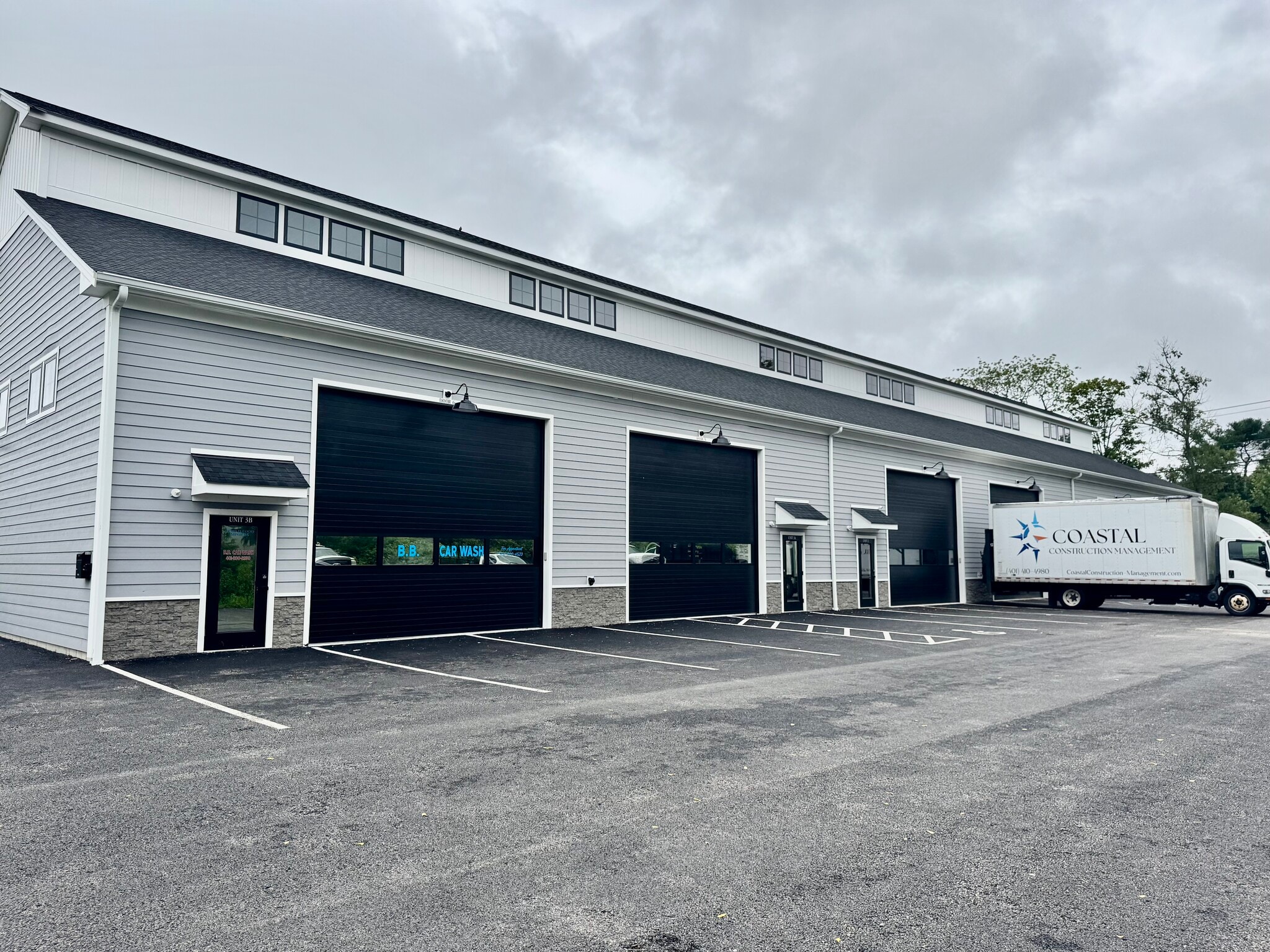 2951 E Main Rd, Portsmouth, RI for Rent