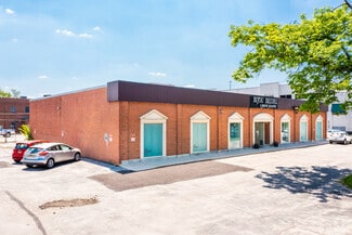 102 E Montgomery Ave  