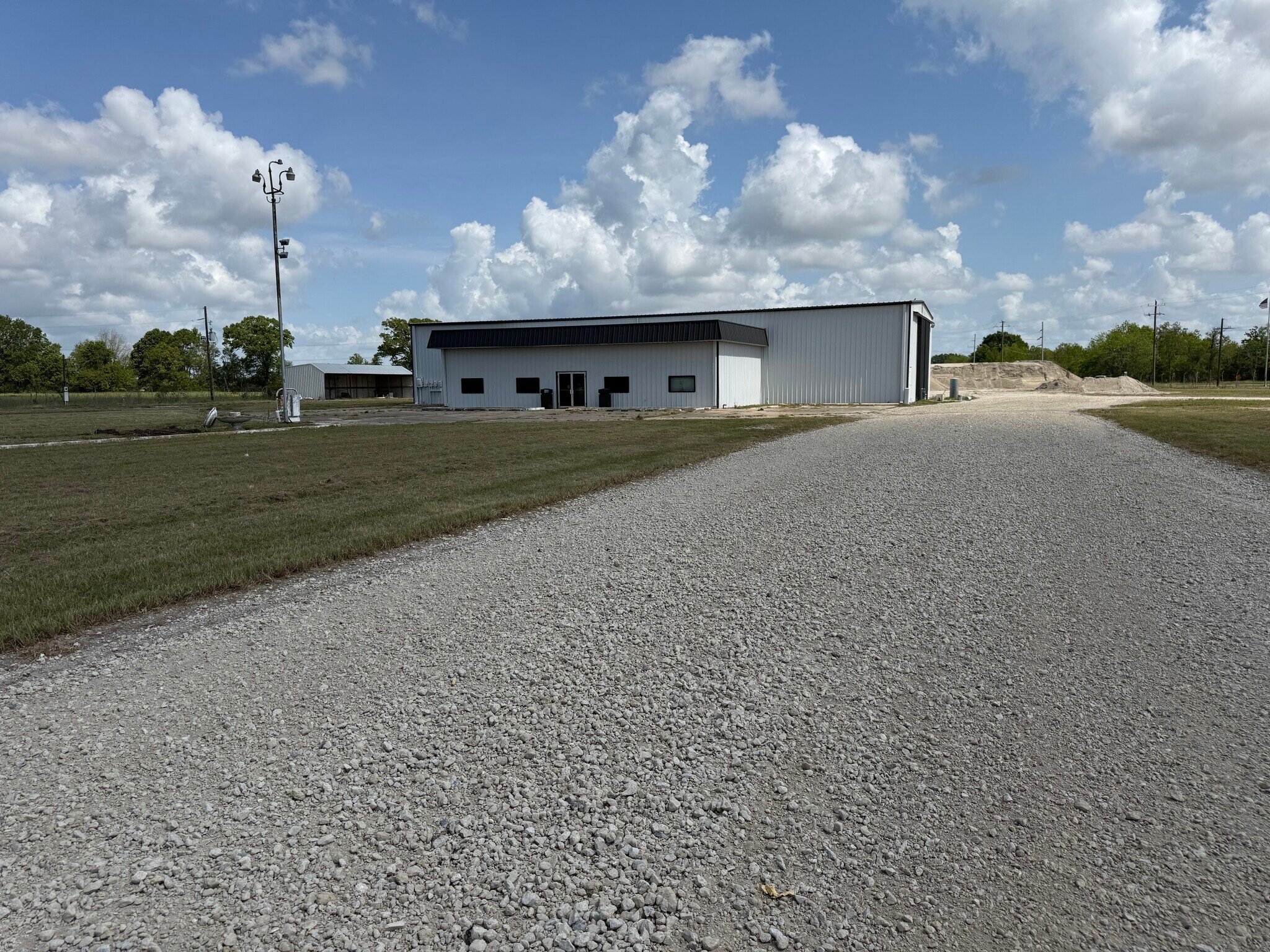 1112 W 90 Hwy, New Iberia, LA for Rent