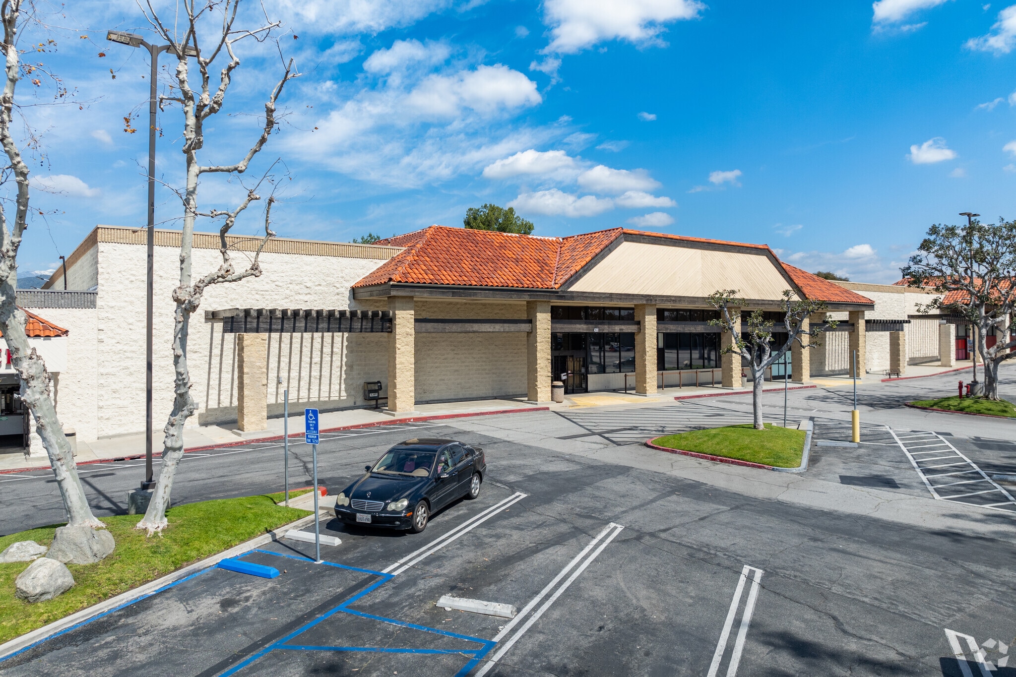 411-441 E Arrow Hwy, Glendora, CA for Rent