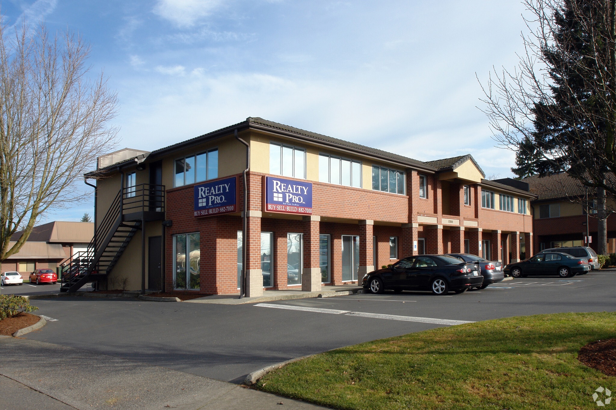 12000 SE Mill Plain Blvd, Vancouver, WA for Rent