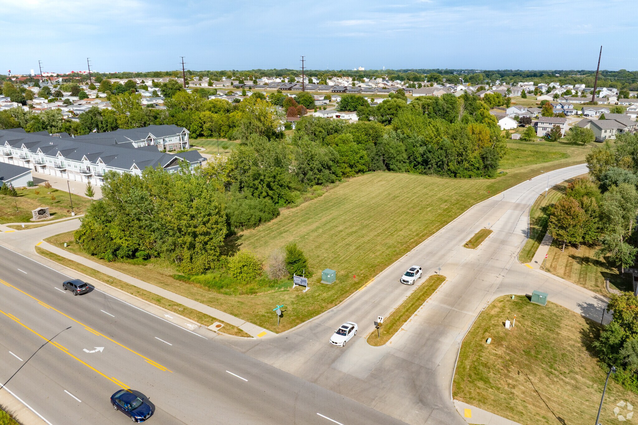 1585 34th Ave SW, Altoona, IA for Sale
