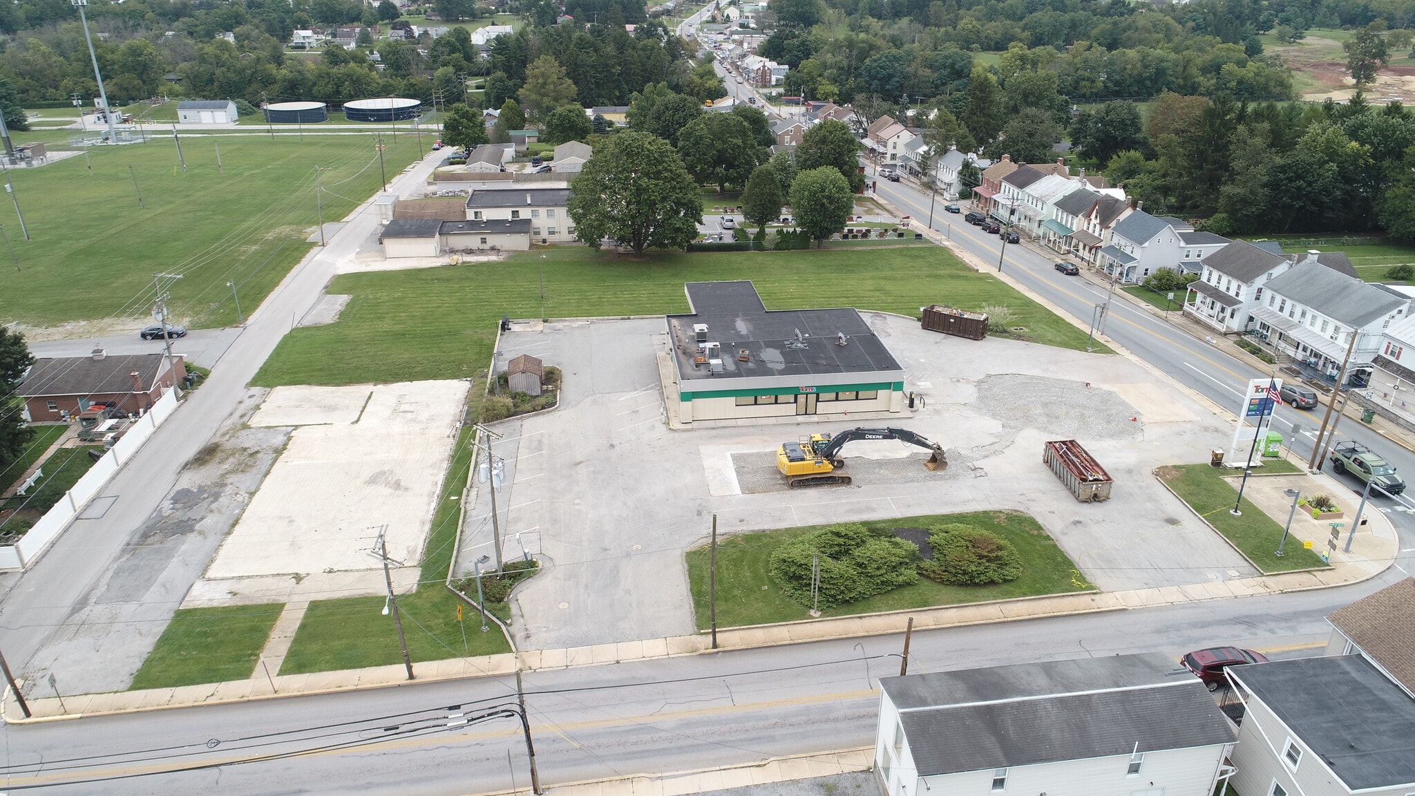 1 E Canal Rd, Dover, PA for Rent