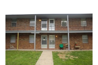 Kansas City, KS Apartments - 3102-3112 N 51st Ter