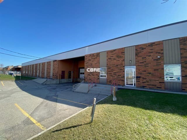 1517-1521 Hastings Cres SE, Calgary, AB for Rent