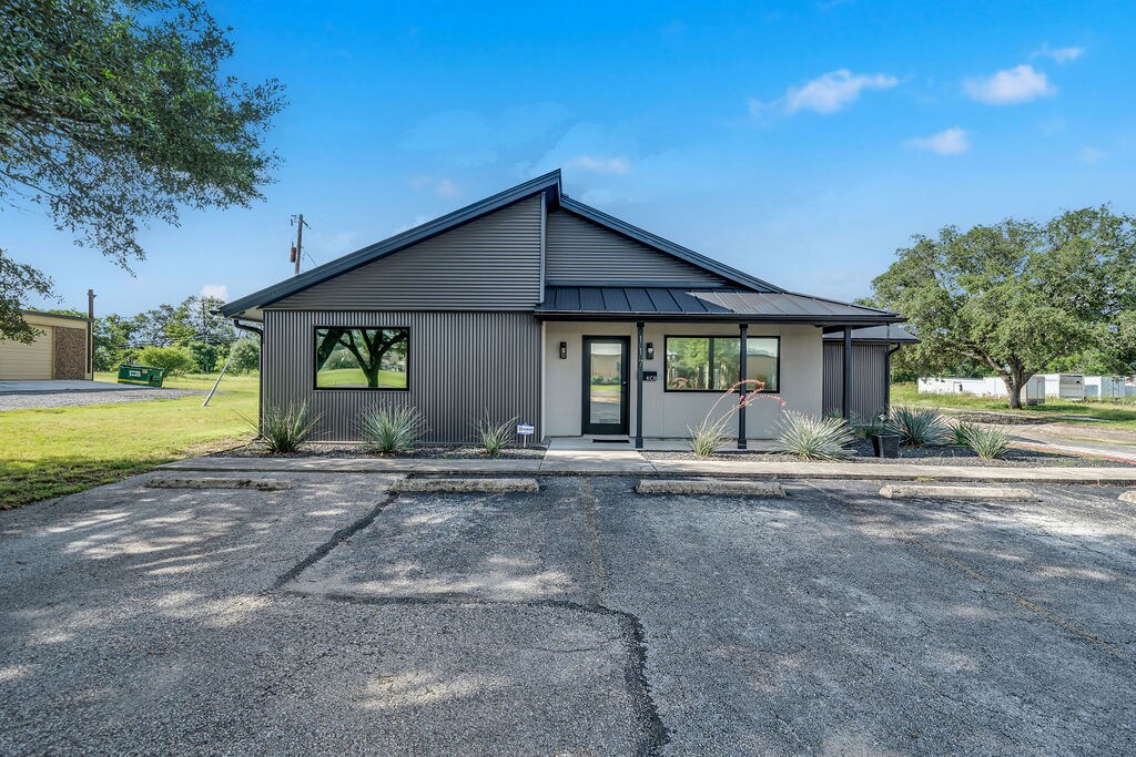 117 Commerce Ave, Boerne, TX for Sale