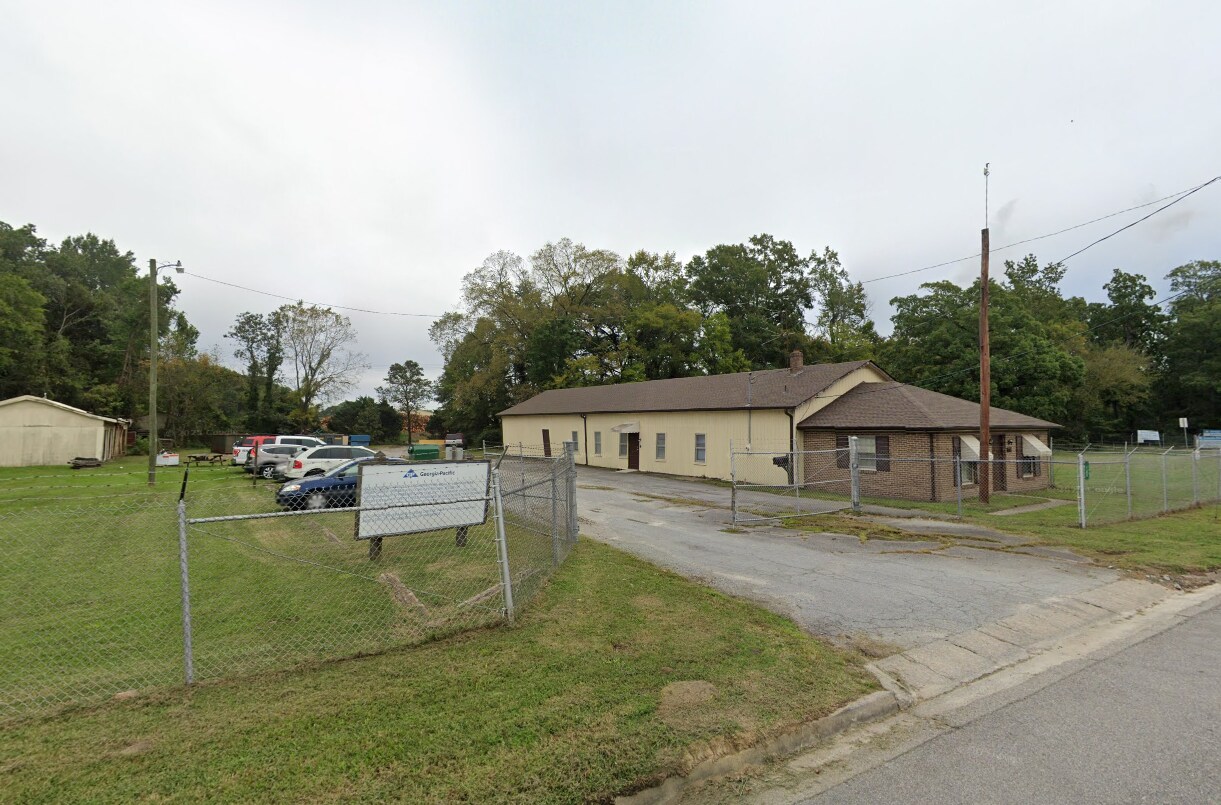 801 E Atlantic St, Emporia, VA for Rent