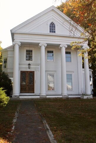 35 Main St  