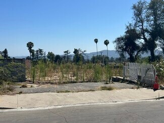 Altadena, CA Residential Land - 298 E Poppyfields Dr