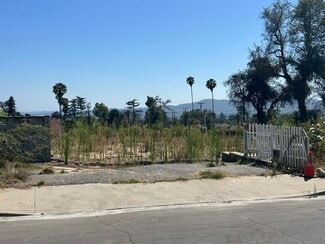 Altadena, CA Residential - 298 E Poppyfields Dr