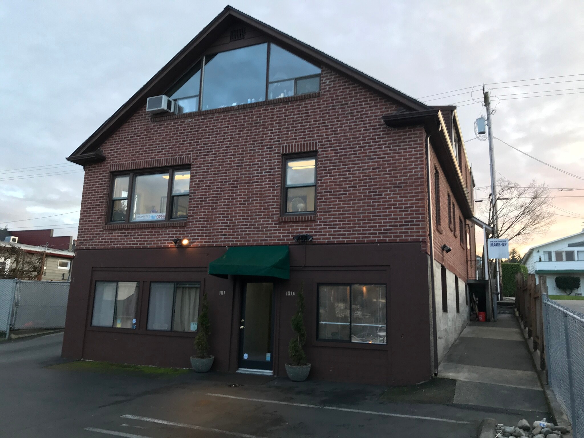 3417 Harborview Dr, Gig Harbor, WA for Rent