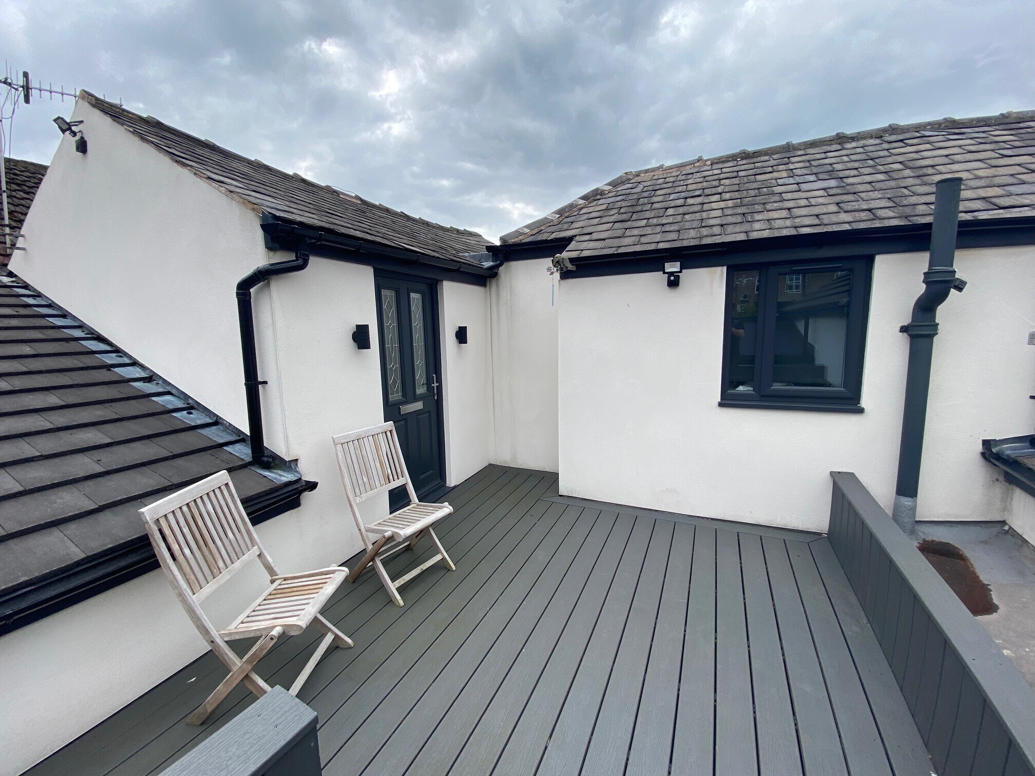16 High St W, Glossop, DBY for Sale
