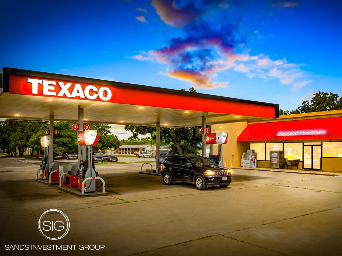 926 E Main St, Eastland, TX for Sale