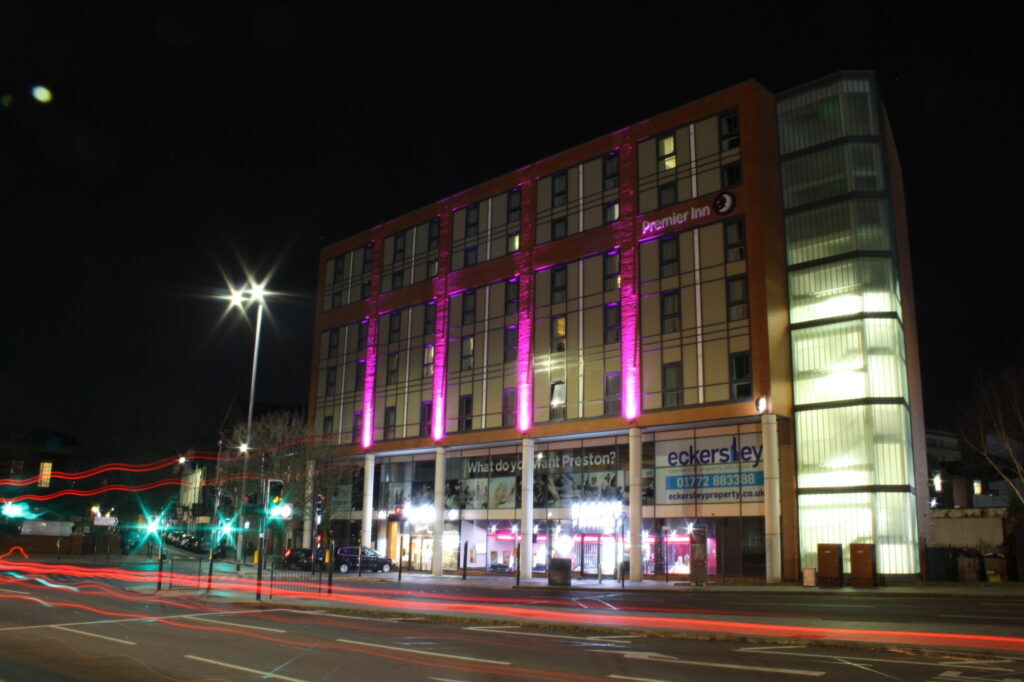 Fox St, Preston, LAN for Rent