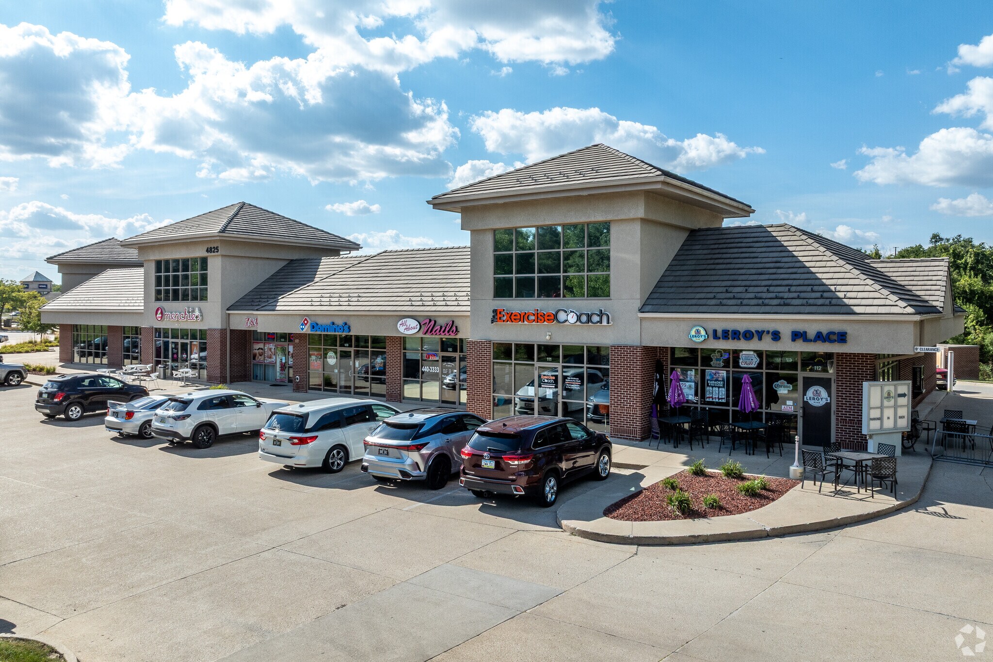 265 50th St, West Des Moines, IA for Rent