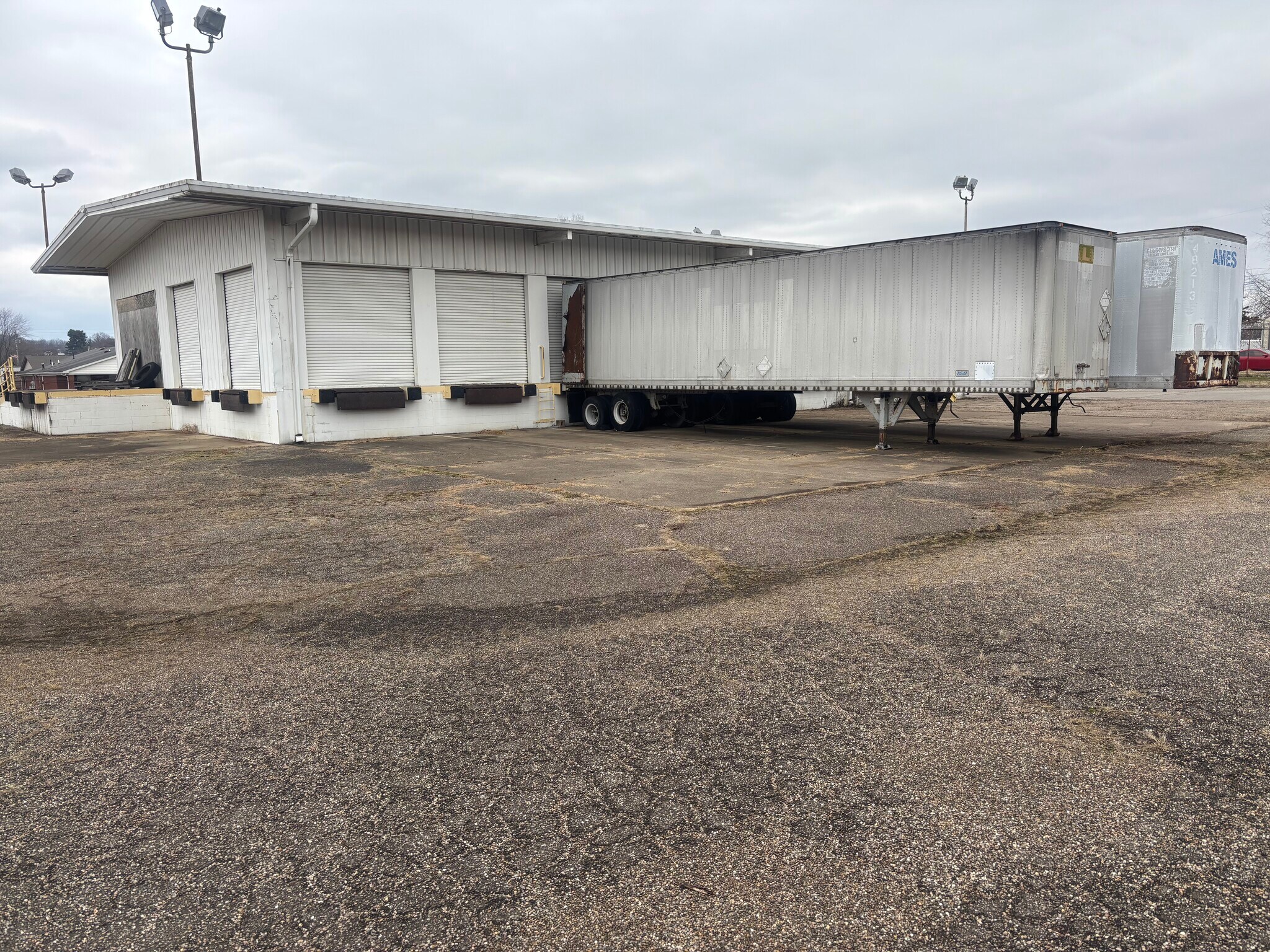 123 Lee St, Belpre, OH for Rent