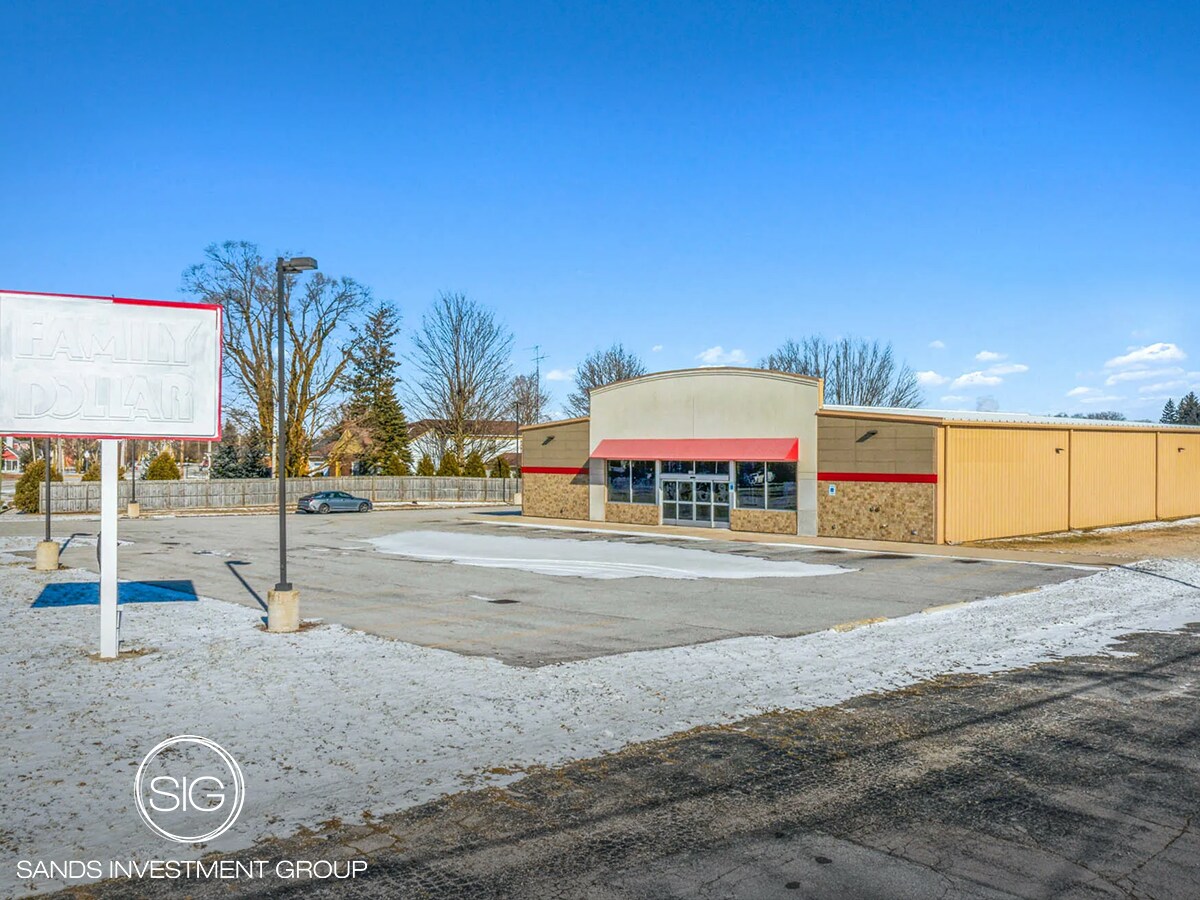 1153 S Main St, Dunkirk, IN for Sale