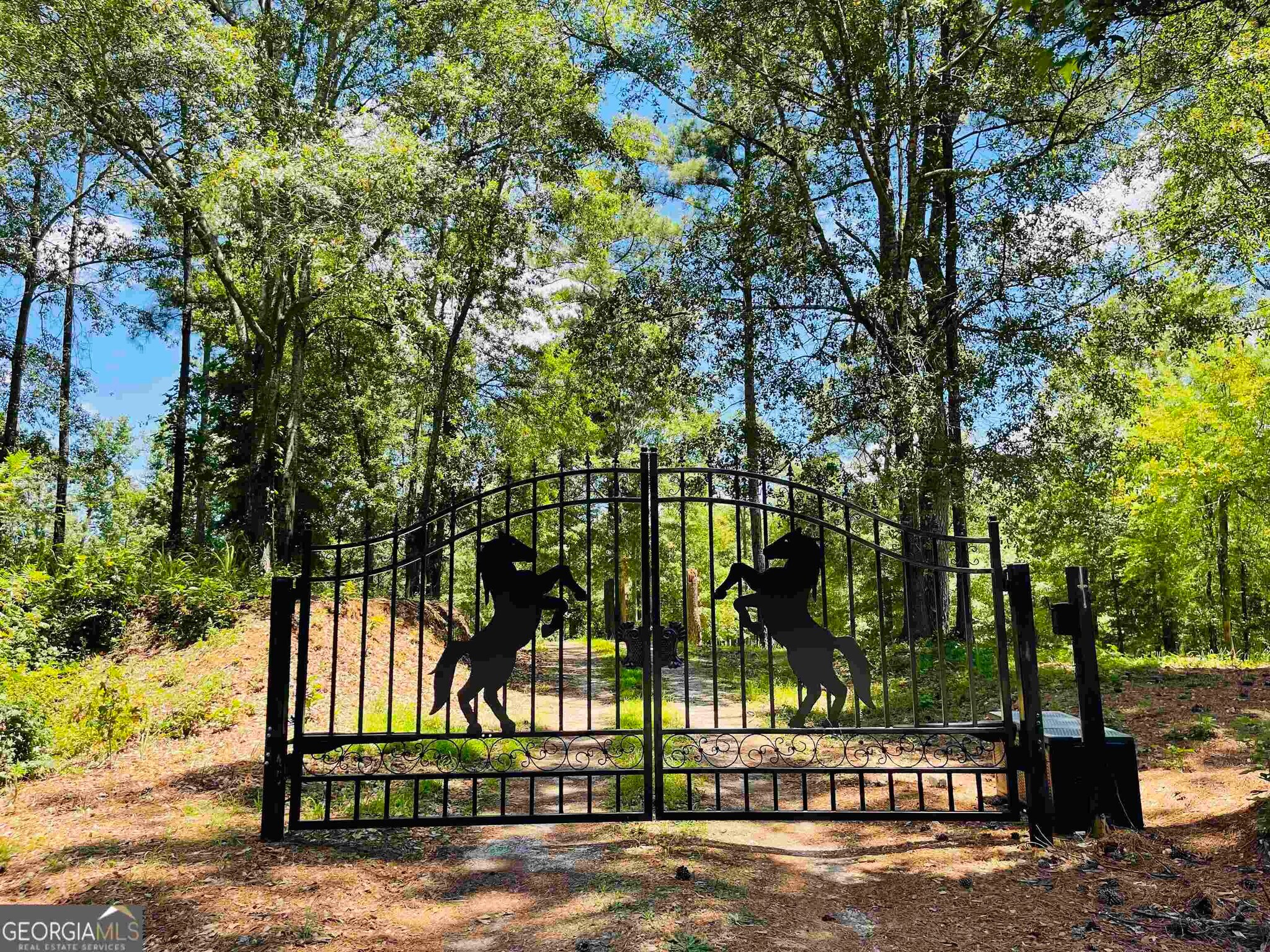 90 Kent Rock Road, Loganville, GA for Sale