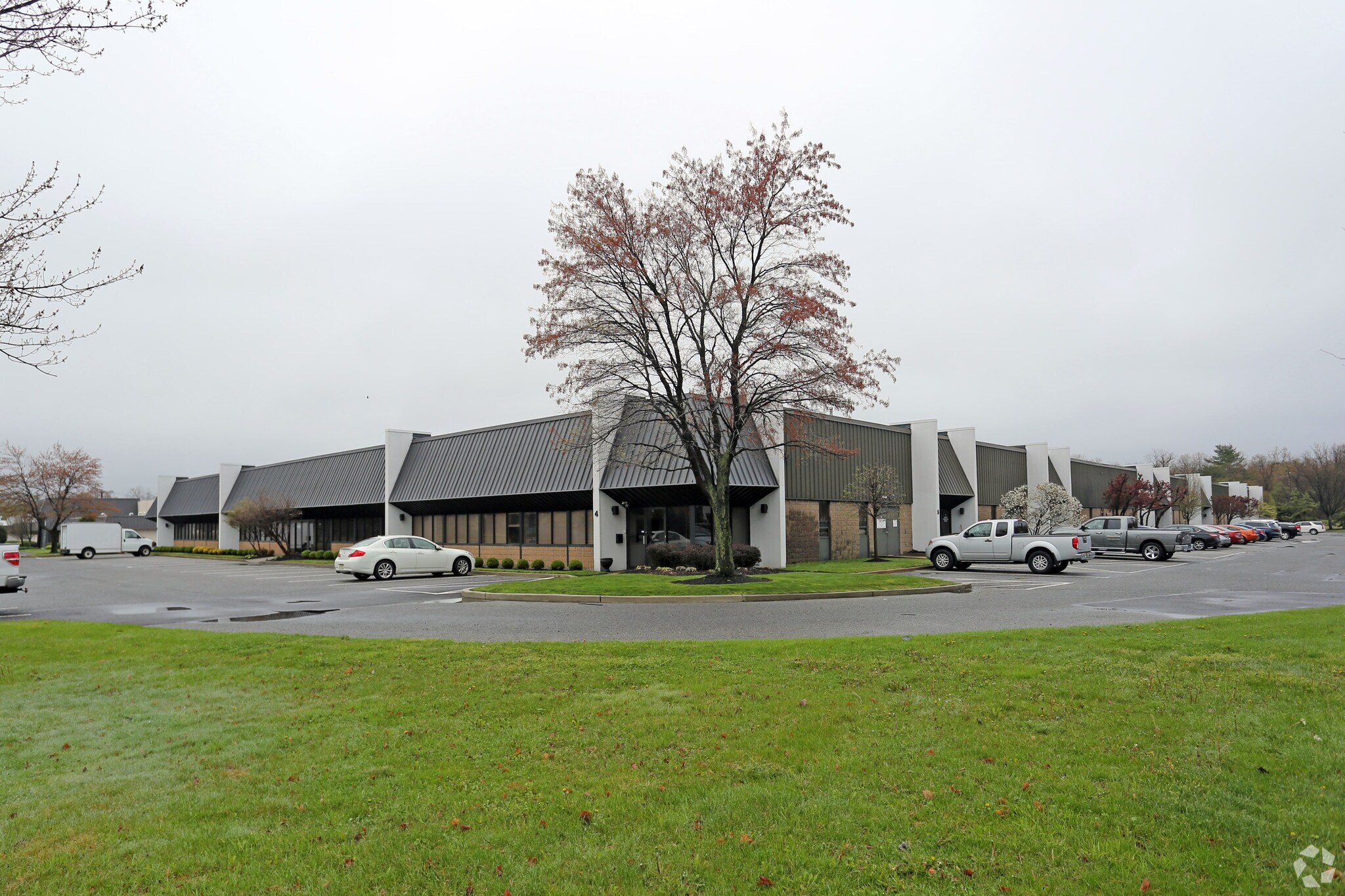 2615 River Rd Cinnaminson, NJ 08077 Flex Property for Lease on